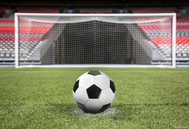 教练团队战术分析场景